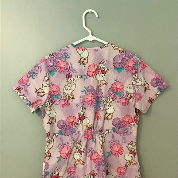 Scrub Top - Picture 2 of 3